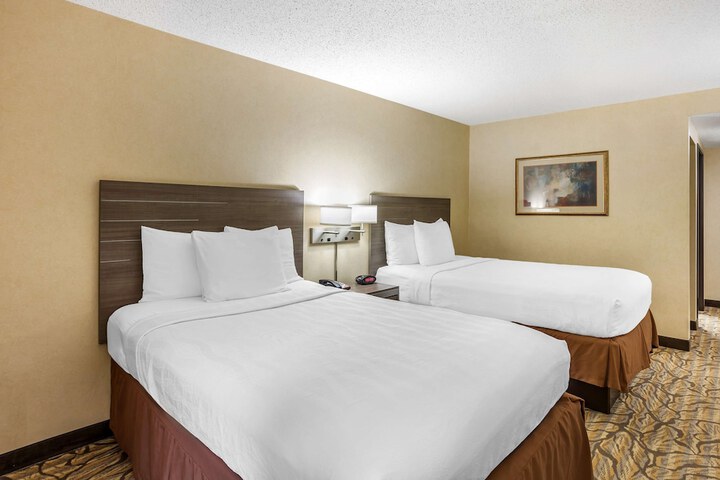 Room 21 of 39