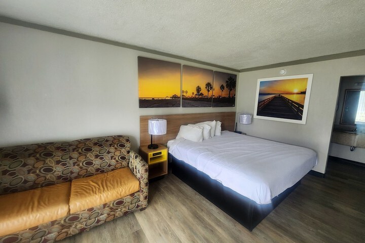 Days Inn by Wyndham Washington
