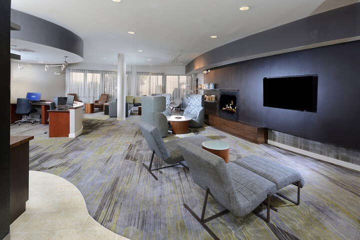 Hotel Interior 14 of 38