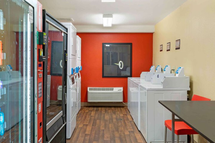 Extended Stay America Select Suites Detroit Farmington Hills