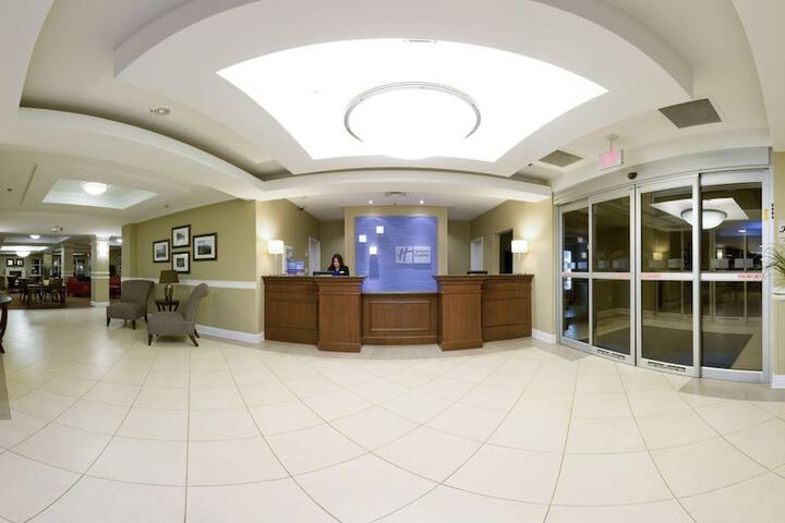 Hotel 6 of 41
