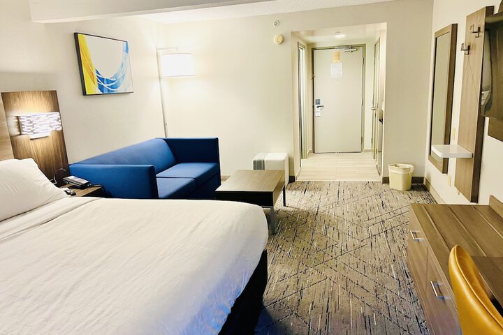 Holiday Inn Express Madison by IHG