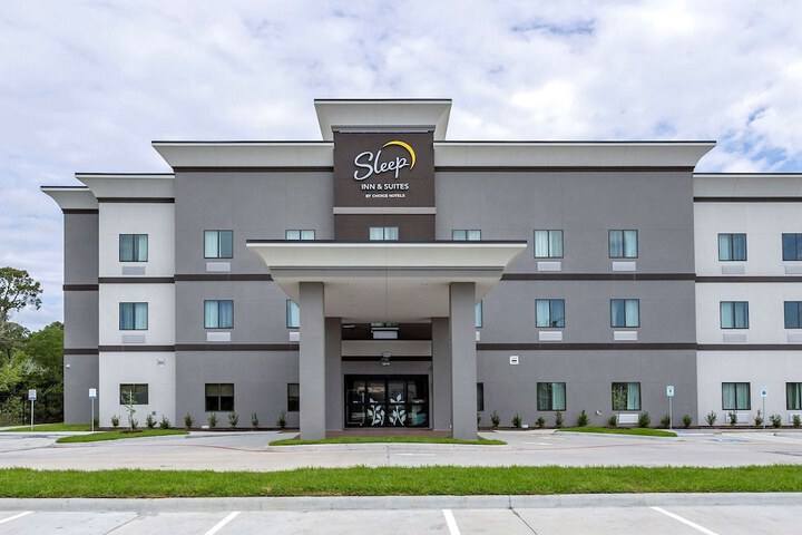 Hotel 2 of 30