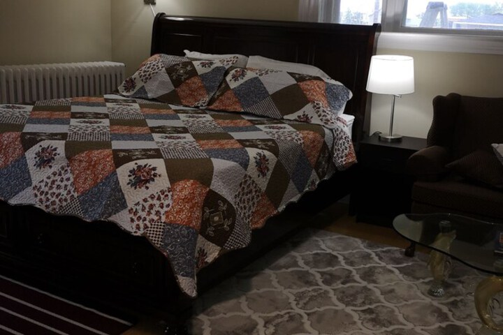 Room 12 of 21