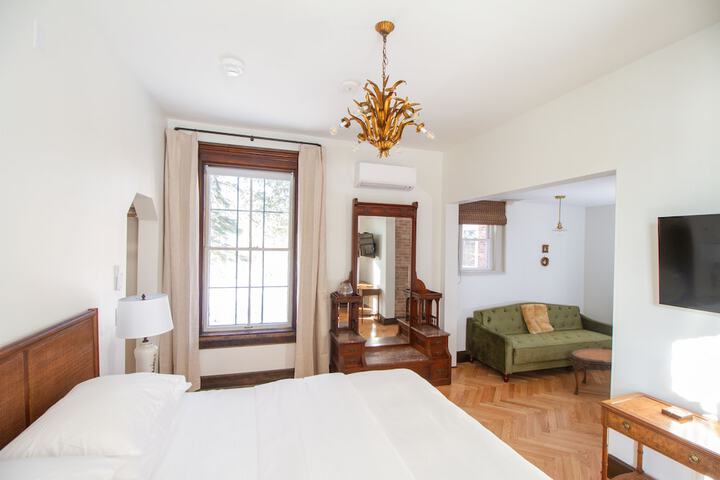 Room 26 of 41
