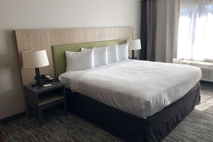 Country Inn & Suites by Radisson Flagstaff Downtown, AZ