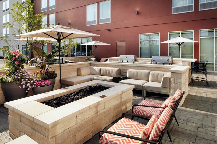 Terrace/Patio 37 of 38