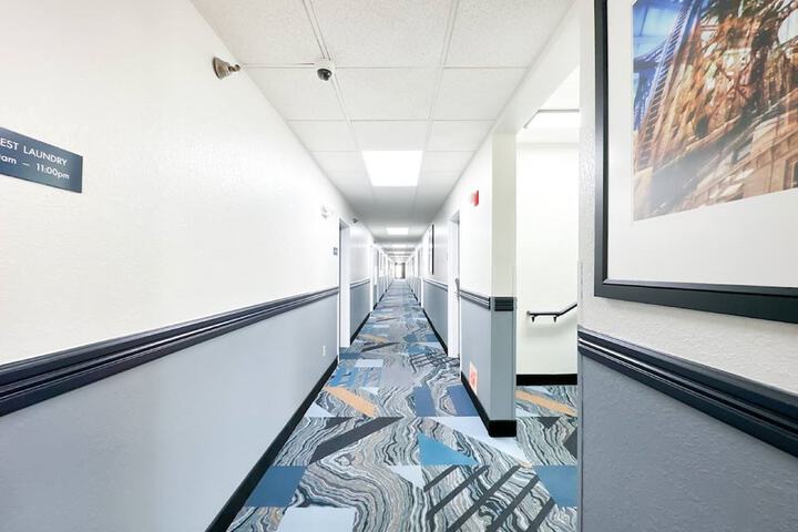 Ballroom/Hall 35 of 35