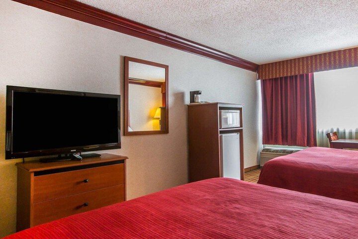 Quality Inn & Conference Center Brattleboro North