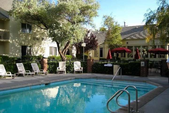 Pool 2 of 30