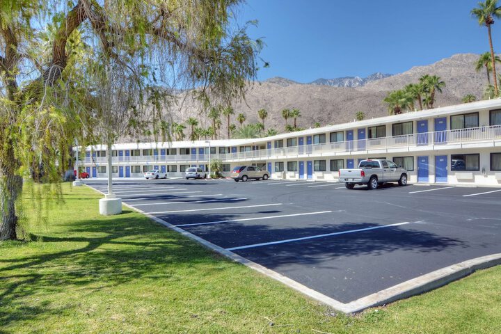 Hotel 11 of 57