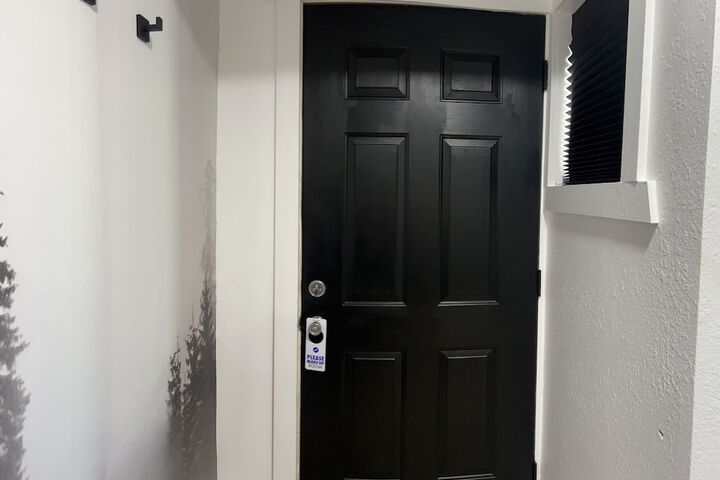 Room 56 of 68