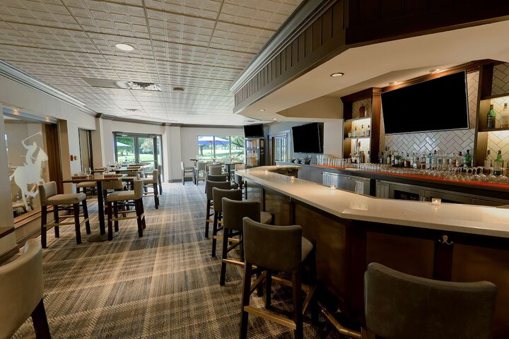 Lounge 59 of 76