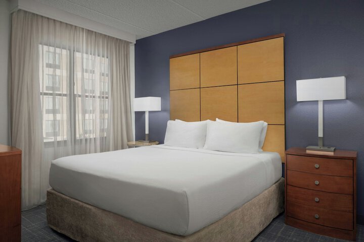 Room 40 of 48