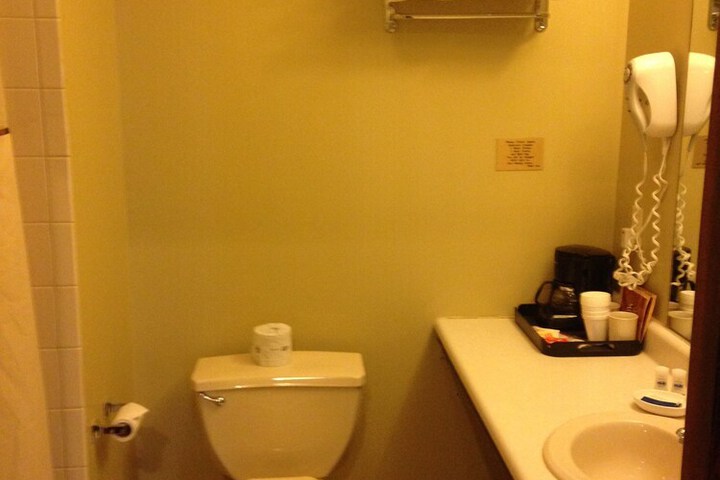 Room 22 of 42