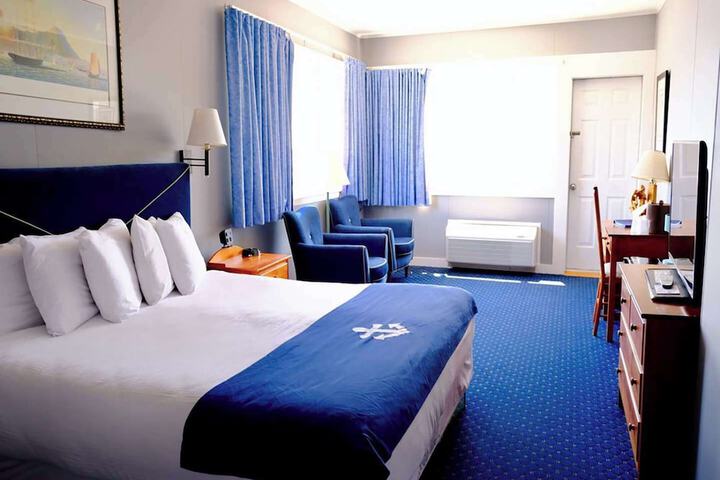 Room 213 of 247