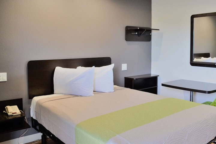 Room 34 of 35