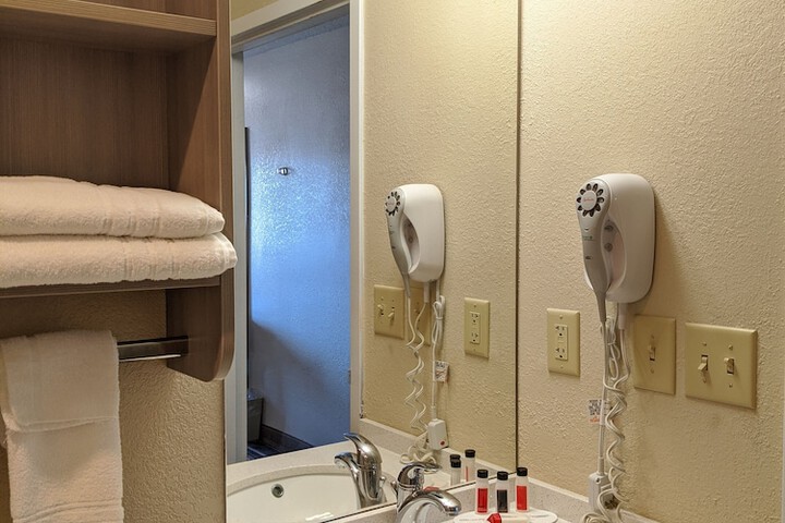 Room 13 of 54