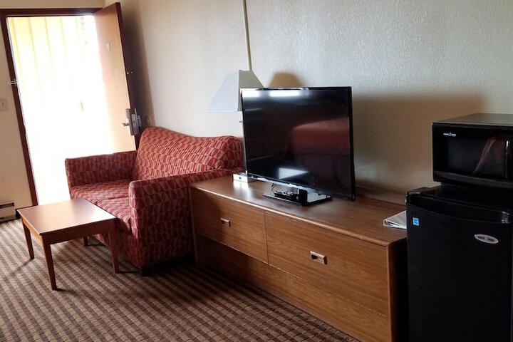 Room 16 of 23