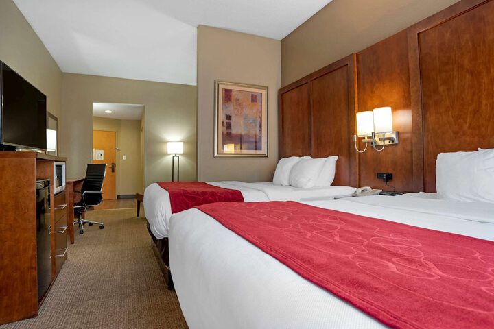 Room 15 of 28