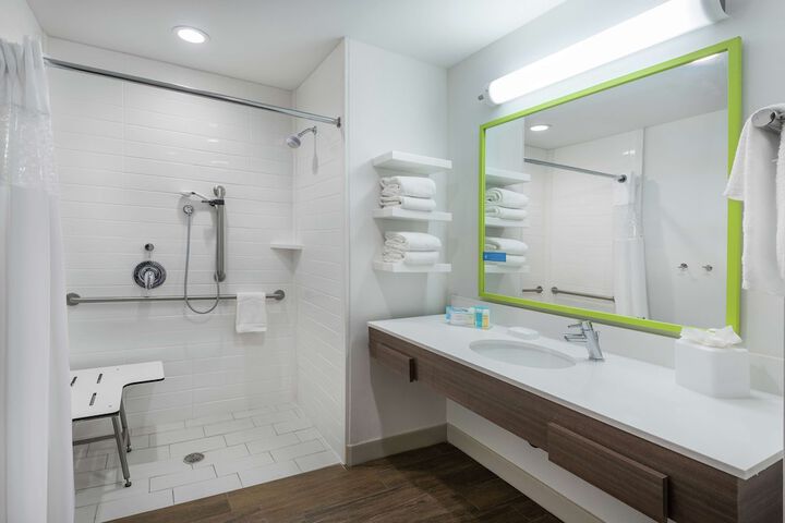 Hampton Inn & Suites by Hilton Portland Corpus Christi