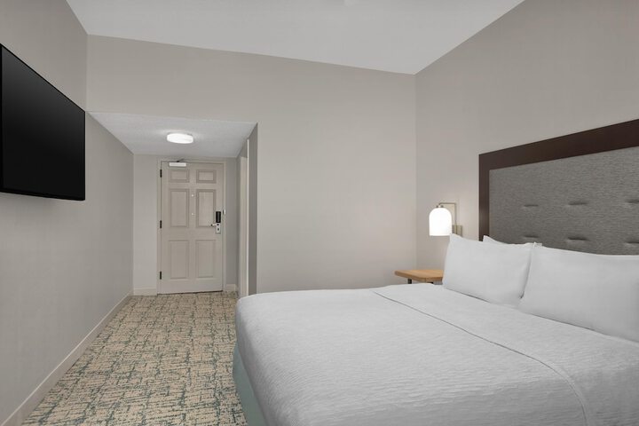 Homewood Suites by Hilton Raleigh / Cary