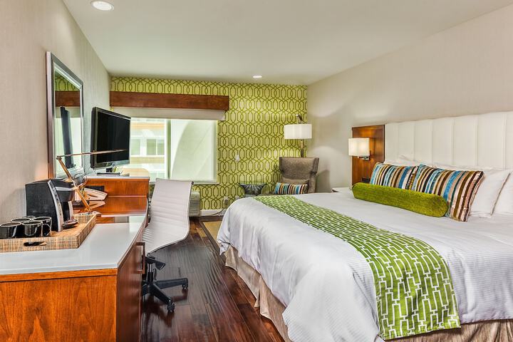 Room 25 of 58