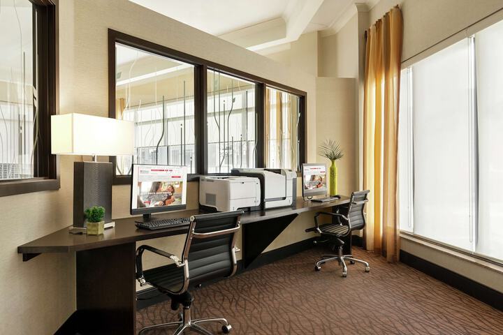 Business Center 51 of 52