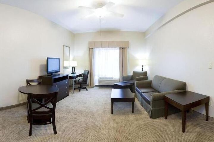Room 15 of 25