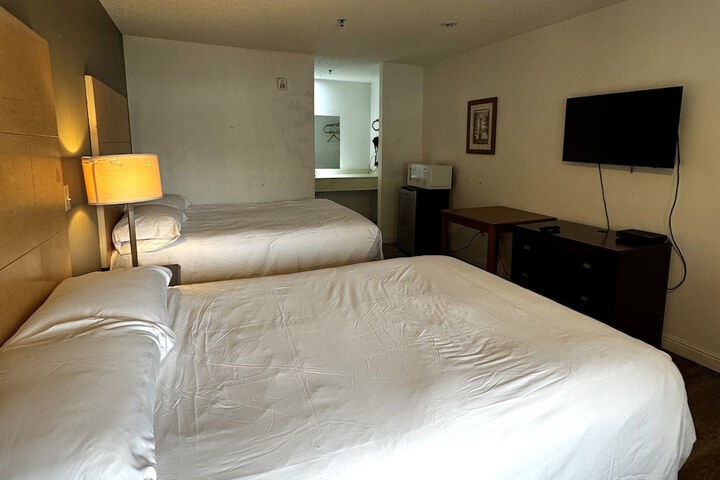 General Bragg Inn & Suites Chickamauga