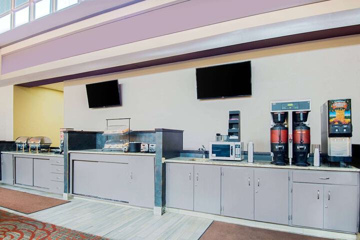 The Eddie Hotel Gillette