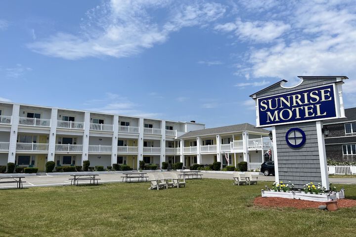 Sunrise Motel