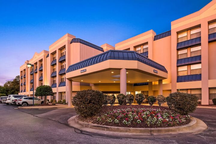 Hotel 3 of 23