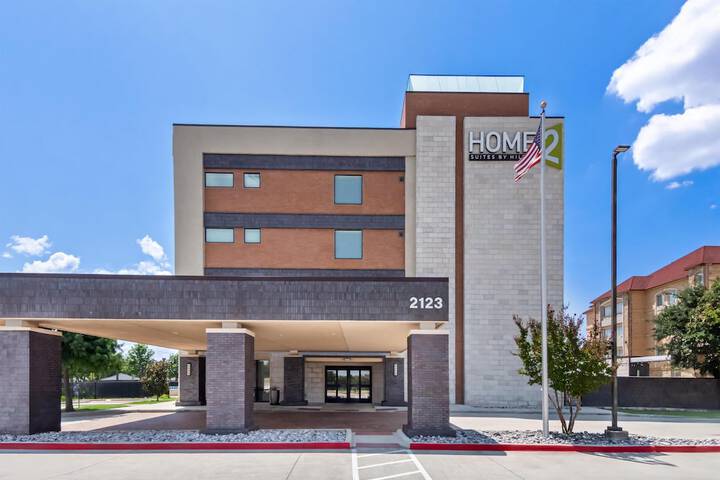 Home2 Suites by Hilton Dallas Grand Prairie