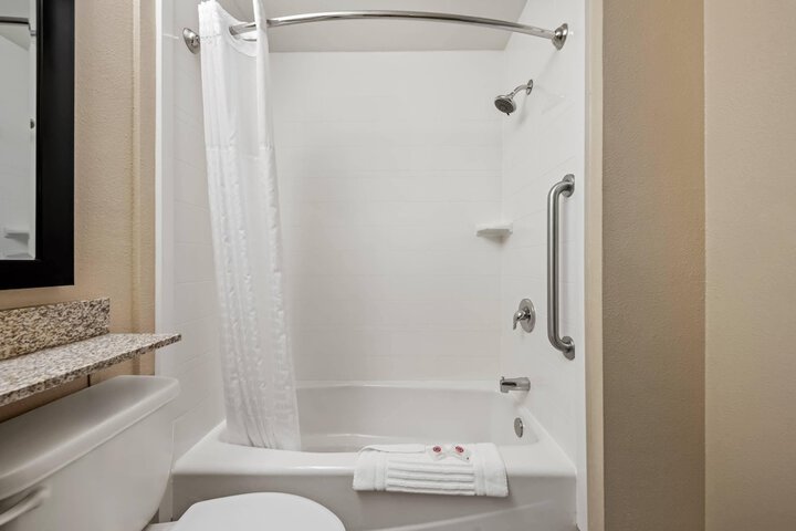 Comfort Inn & Suites Salinas City Center Area