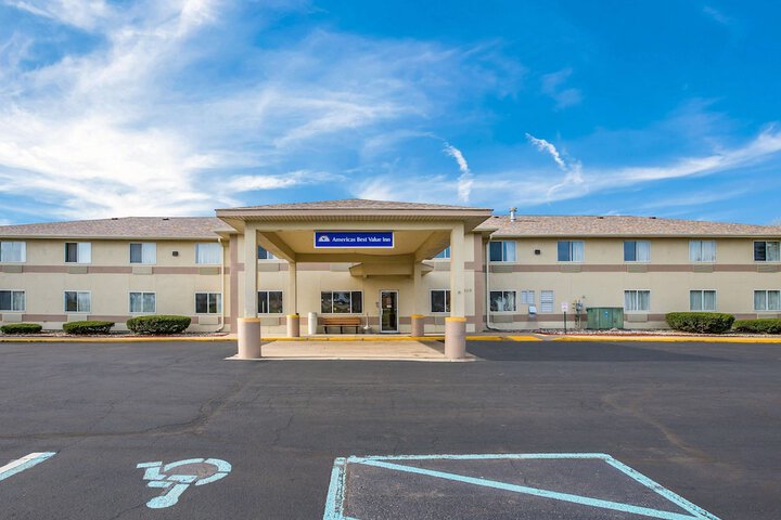 Americas Best Value Inn Charlotte MI