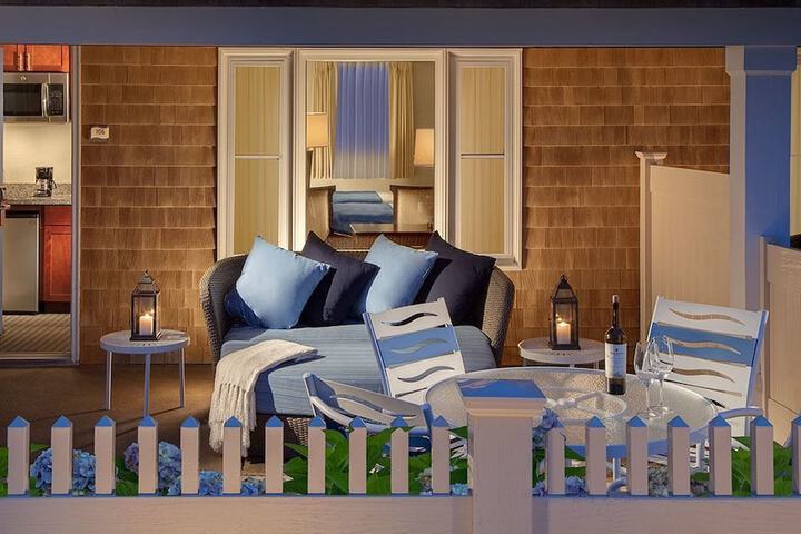 Ocean Mist Beach Hotel & Suites