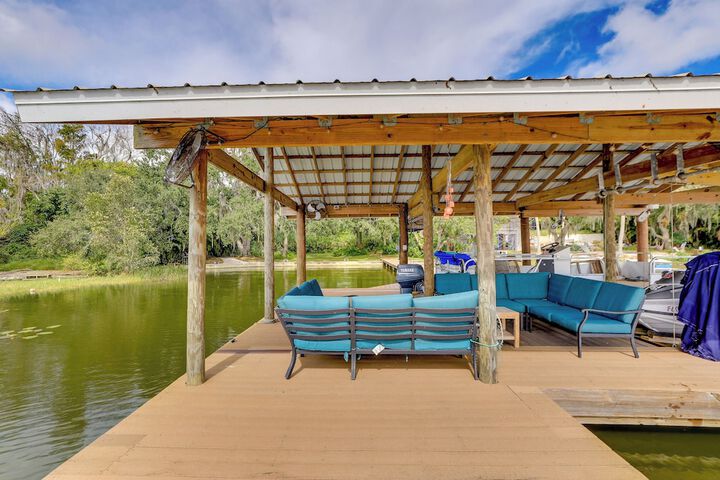 Florida Retreat w / Patio Boat Dock & Shuffleboard