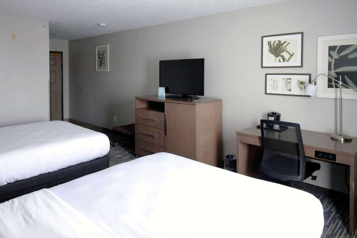 Country Inn & Suites by Radisson Council Bluffs, IA