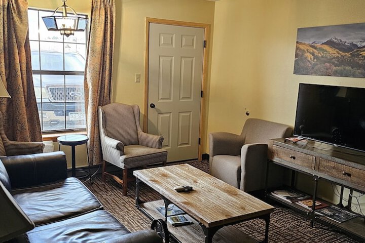 Room 66 of 81