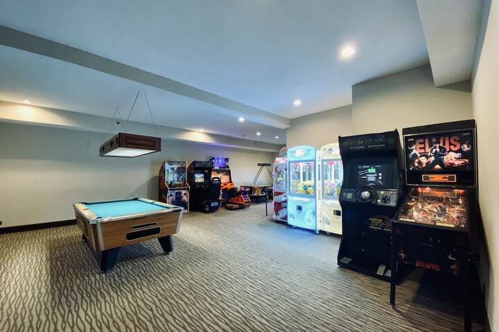 Room 21 of 63