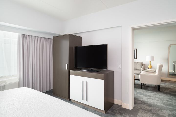 Room 18 of 34