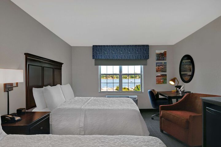 Room 27 of 42