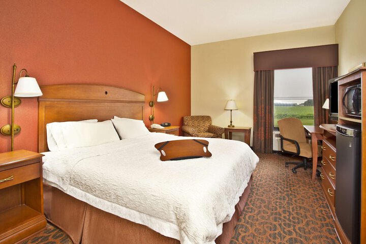 Room 5 of 14