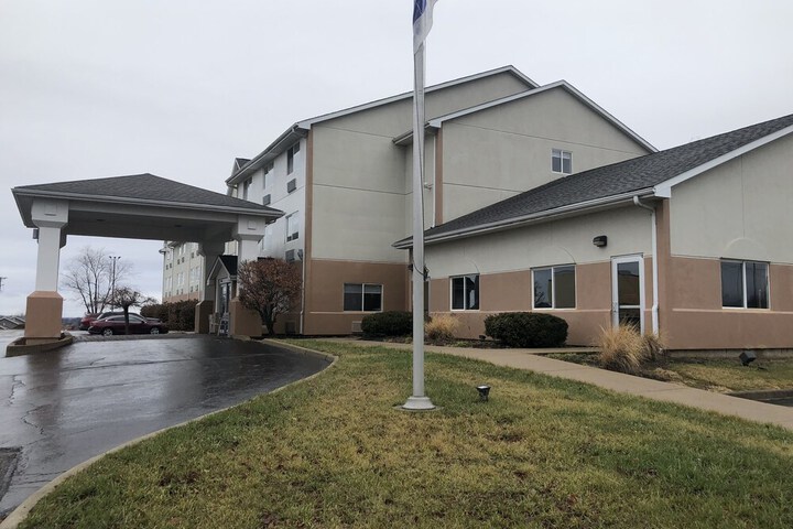 Holiday Inn Express Mt. Vernon by IHG