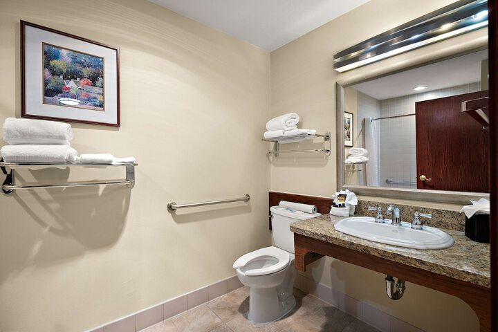 Room 9 of 29