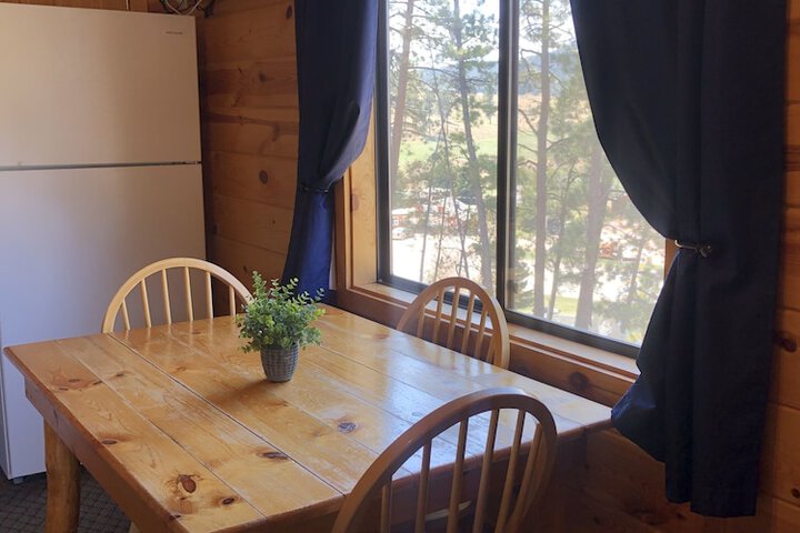 Mountain View Lodge & Cabins