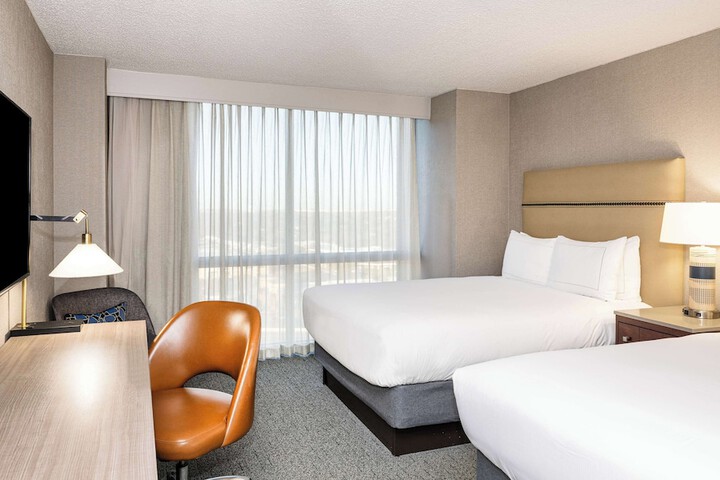 Room 21 of 127