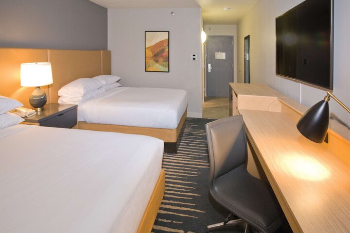 Room 36 of 59