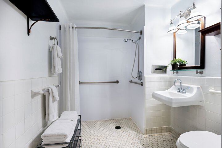 Gideon Putnam Resort & Spa